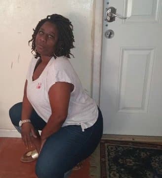 Tica showing off her ass and curves and love riding dick and sucking balls