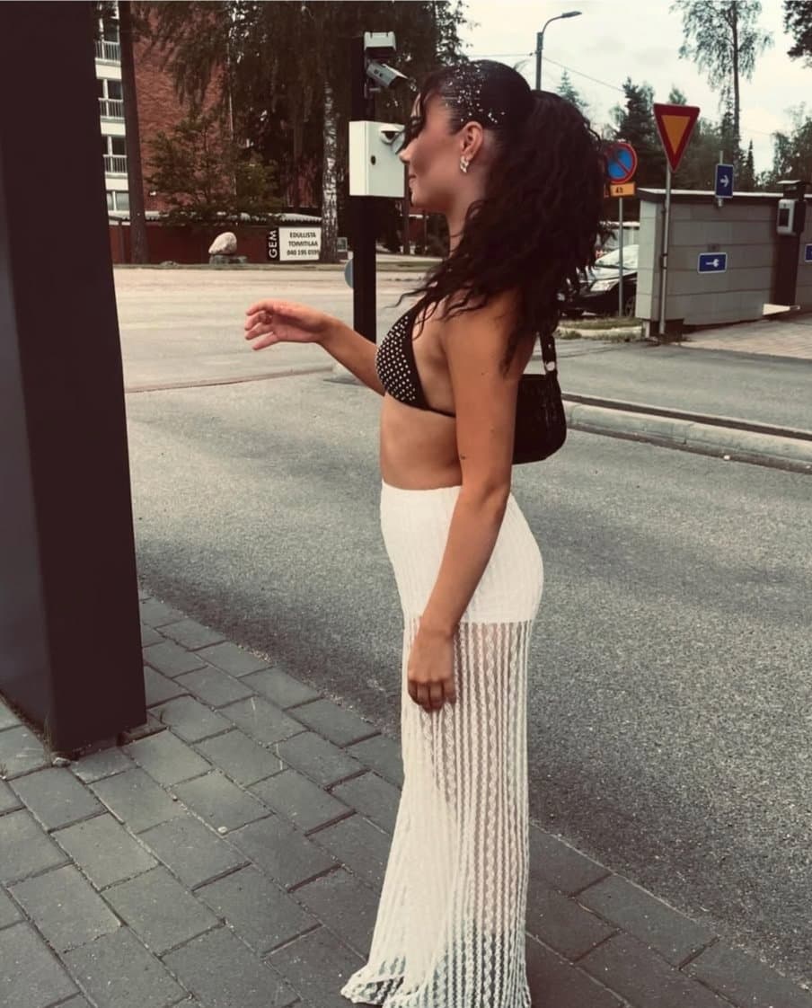 Click to view full size I found this one dude older sister go make him cry and scare on kik: honkka7