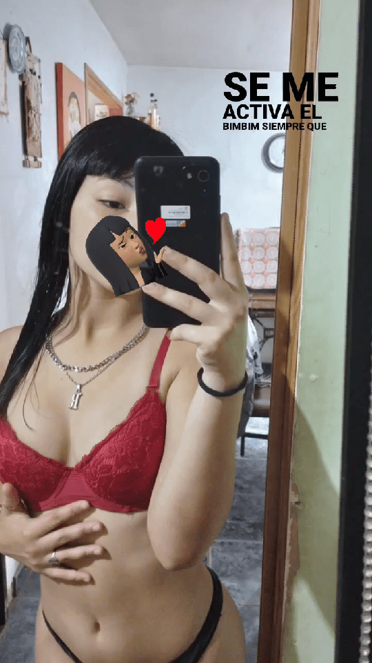 Turra pendeja puta que tiene ganas de ser cogida