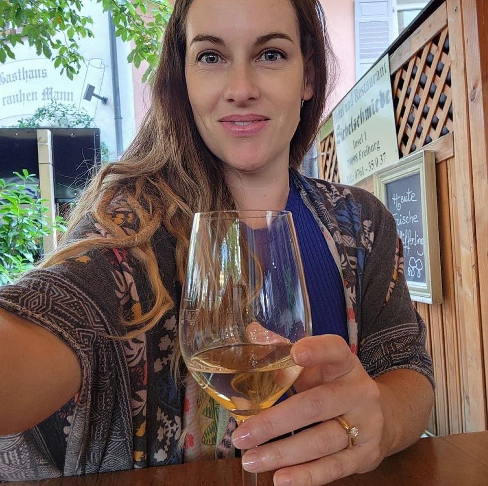 Hillary looks just as sexy now as she was when she did a double feature for G G W