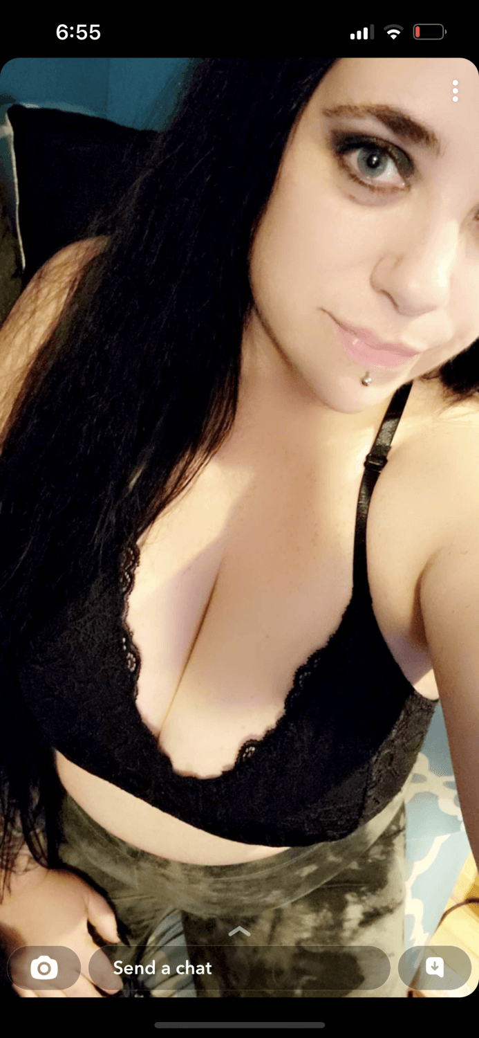Amateur Snapchat big titty goth girl