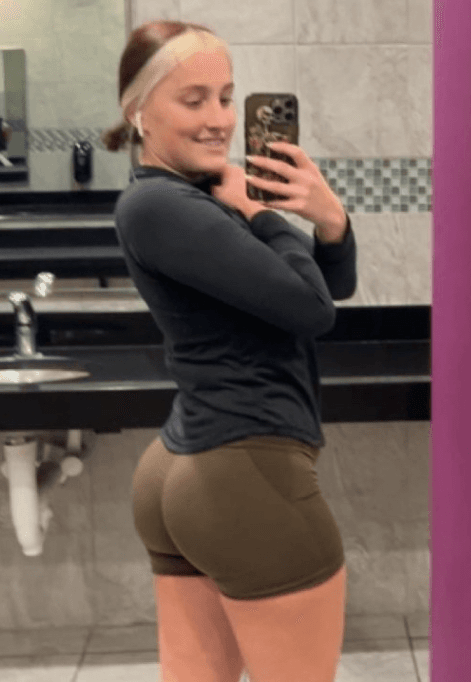 Click to view full size sexy pawg college student nudes leaked - 21 yo, pierced nipples, busty, slut, teen, hot, tattoo,cute