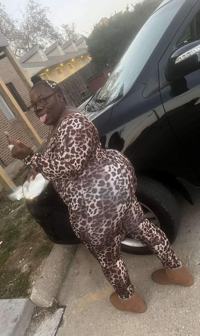 HUGE THICK MEGA EBONY BBW BUG OLE JUICY ASS BOOTY