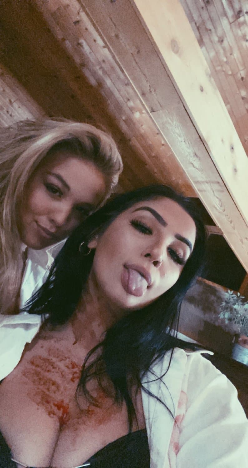 I just walked in on my friends girl with some random jocks big cock between her tits