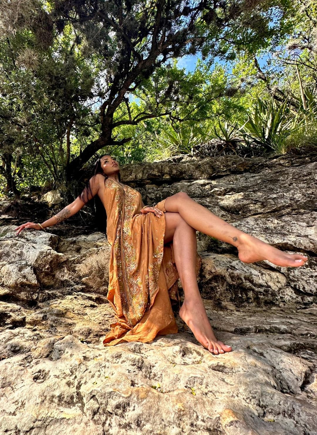 serxy indian teen playing with her pussy