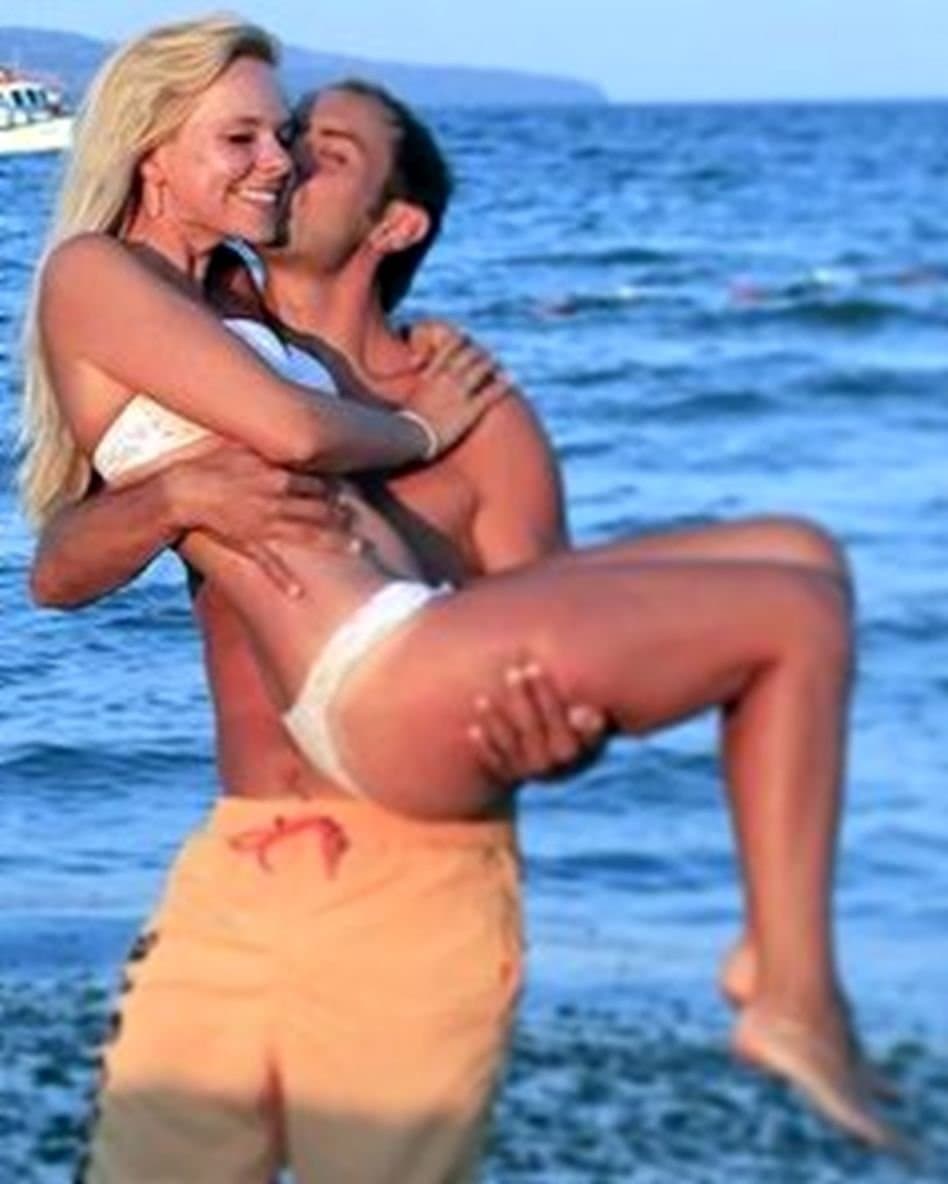 Sexy bikini @ the beach