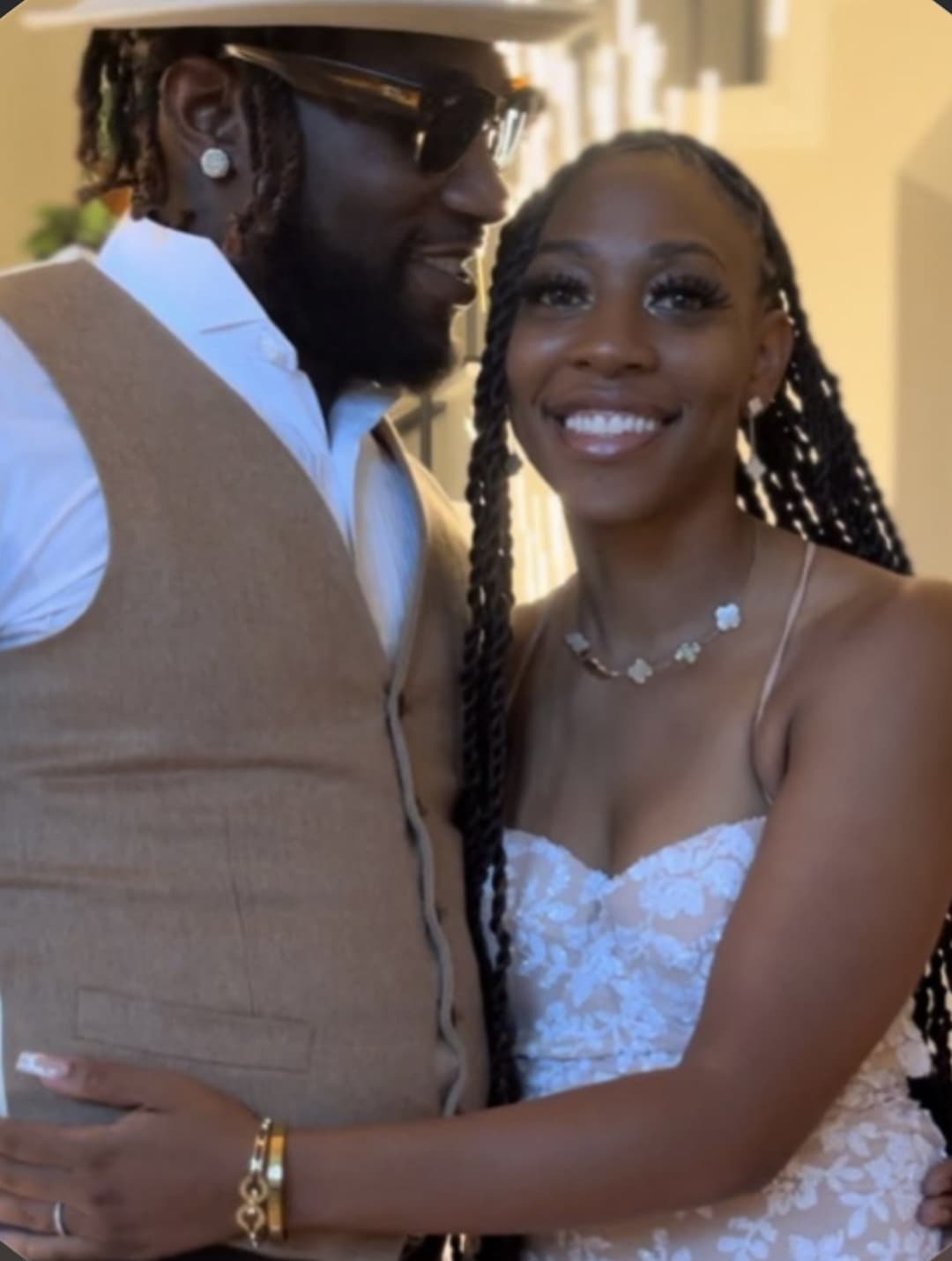 Click to view full size Ebony slim preachers wife cheating