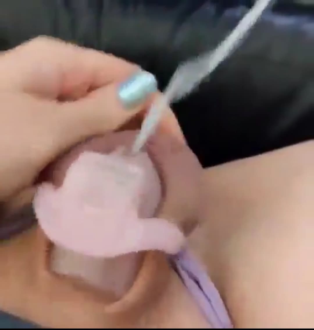 Caged trans cums hands free