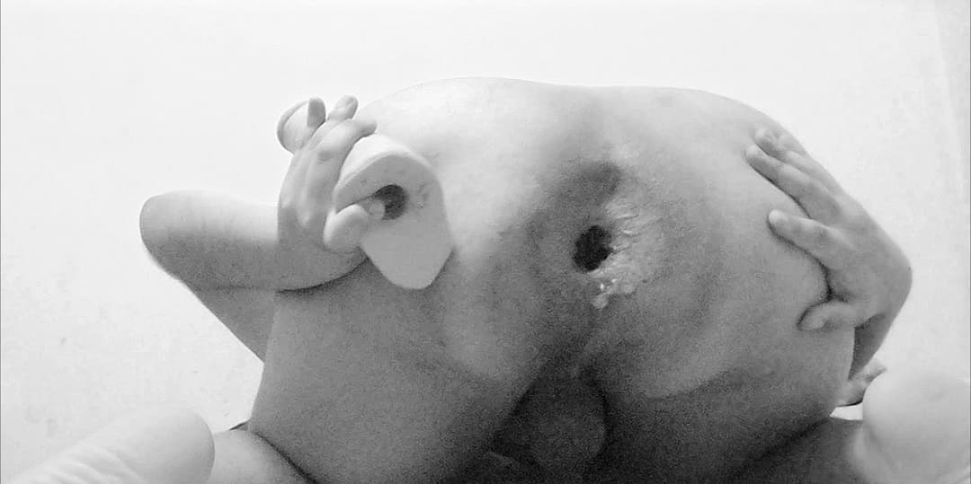 putito argentino con el orto abierto quiere verga dotada