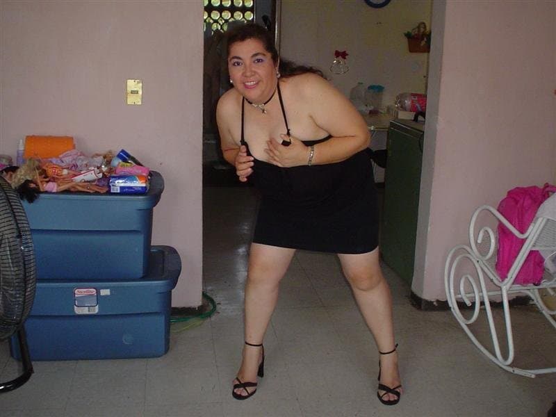 Mirna Lorena caliente amateur en real casero