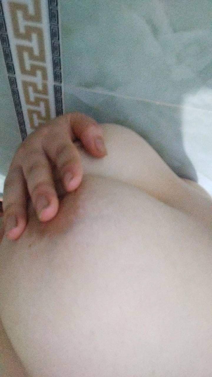 Click to view full size ai có info bé này thì cho tôi xin nhé! phùng quỳnh linh 2k8 ba vì (p2)