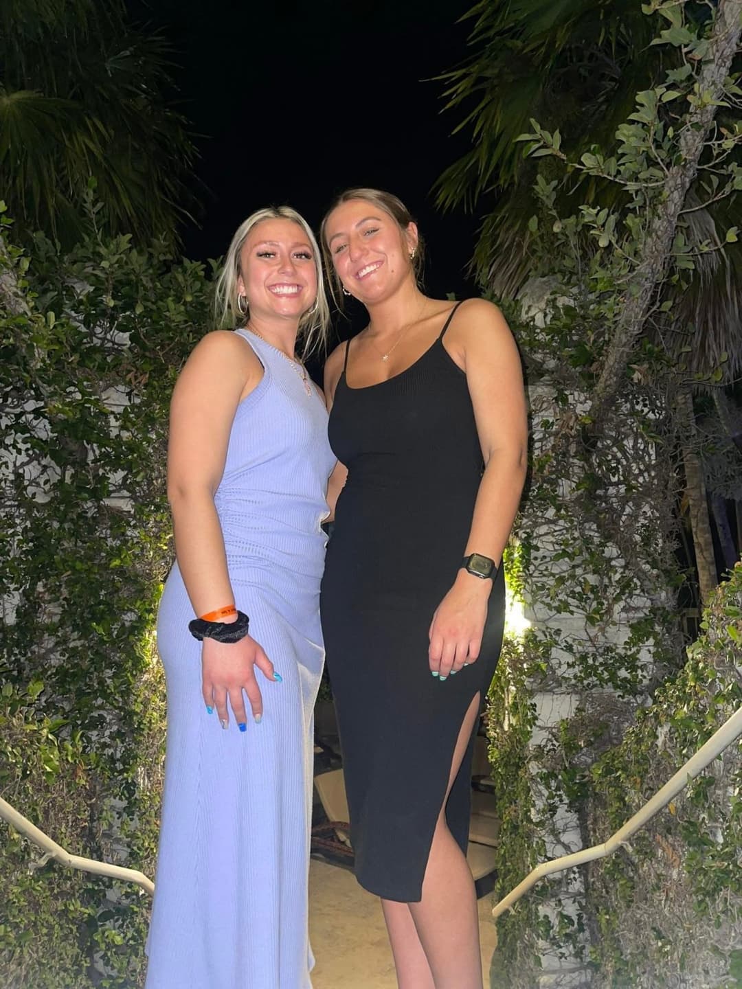 I want to feel my cousins big boobs after watching them bounce on the bumpy car ride