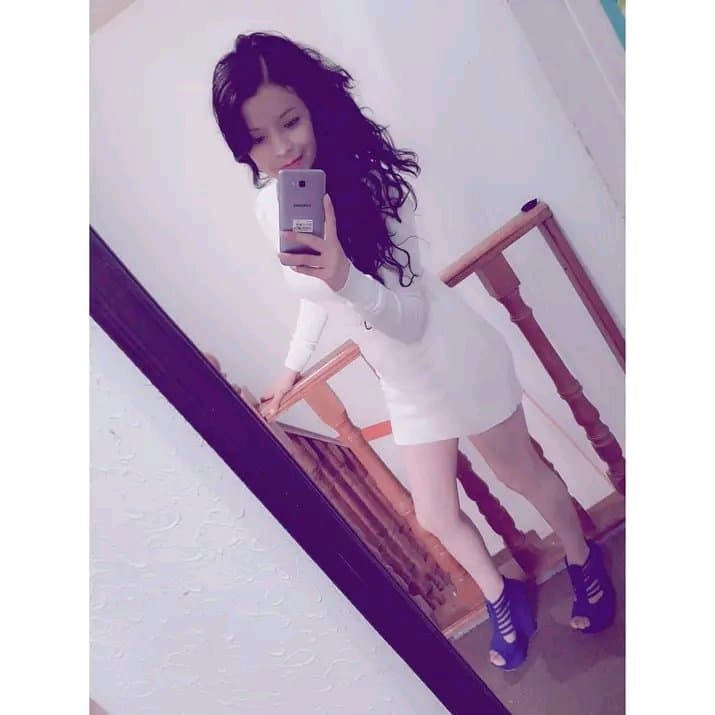 Vendedora mexicana sexi de Elektra