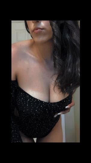 20 year old curvy Mexican escort that I f last week ❌NO GFE or BARE ❌