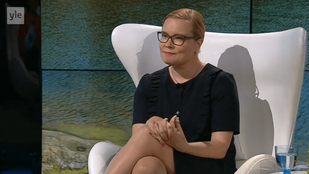 Click to view full size Blonde, Short hair