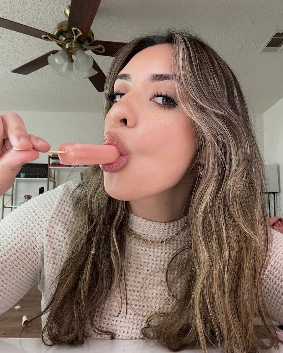 Click to view full size spitting on that thing