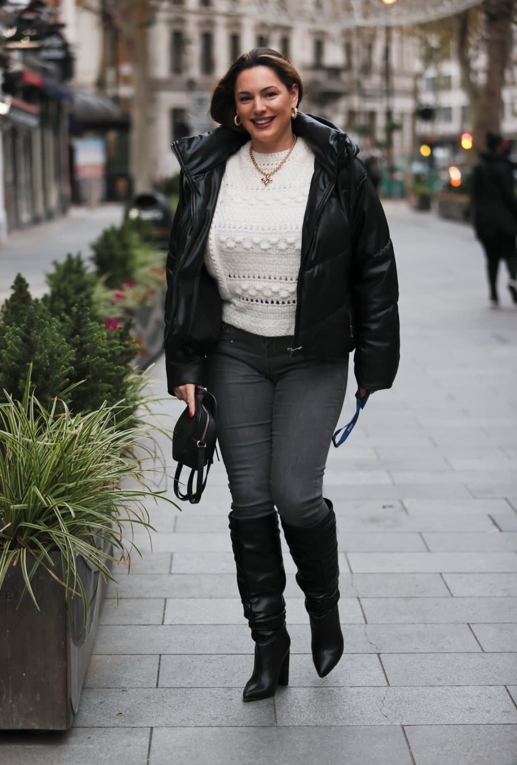 Kelly Brook - Black Knee High Leather Boots