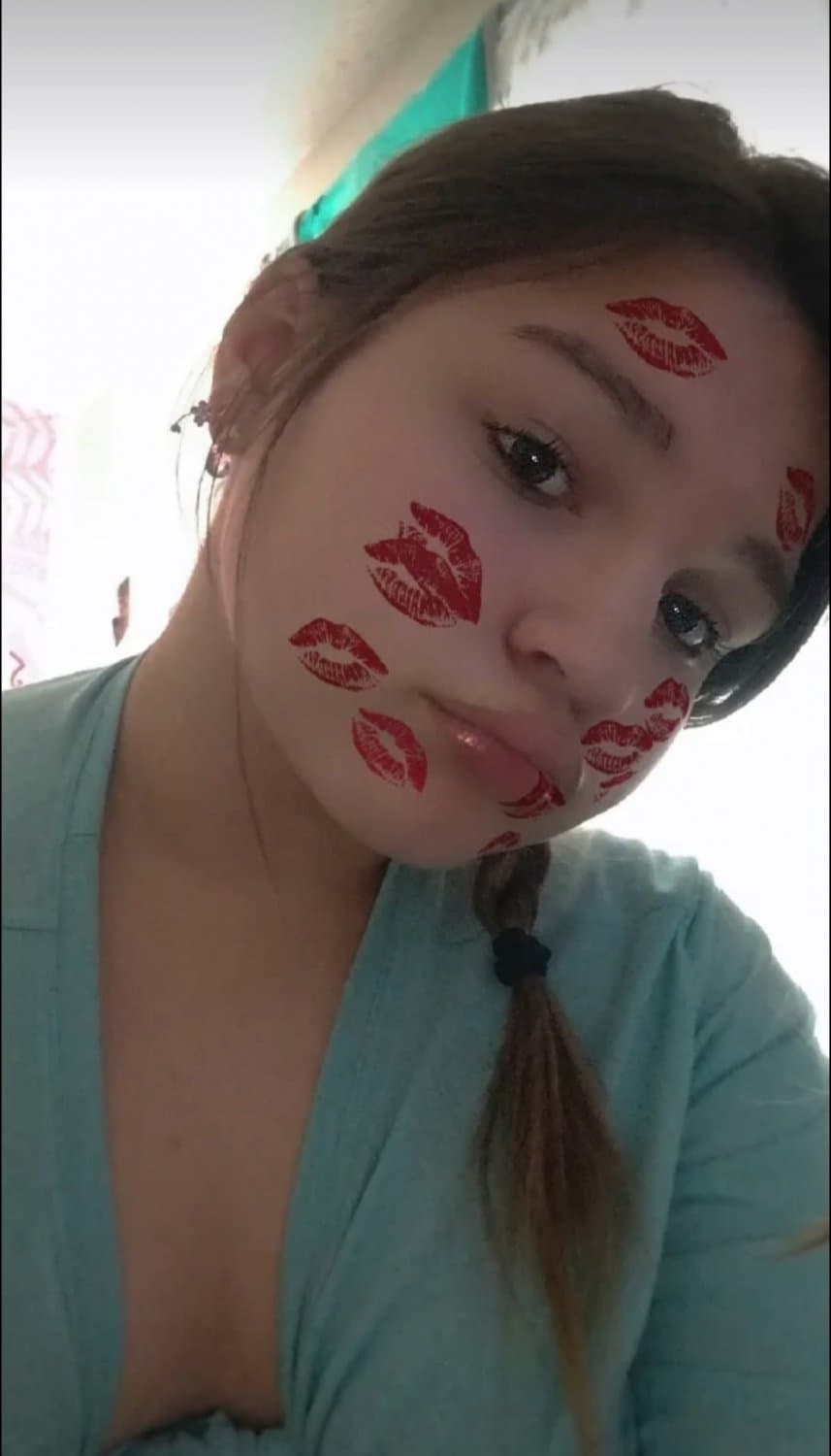 BAD BITCH TT GOONING US FOR FUN