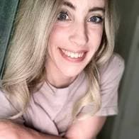 Who has her pictures? I has seen her posted on here