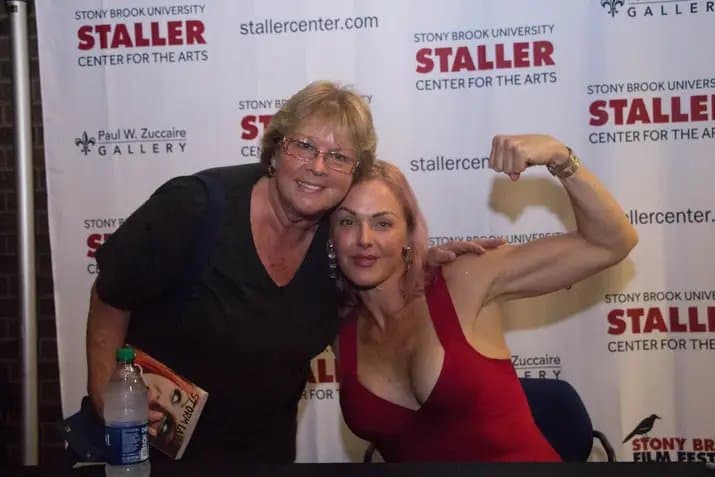 Desafio não goze nos peitos pt11 (storm large)