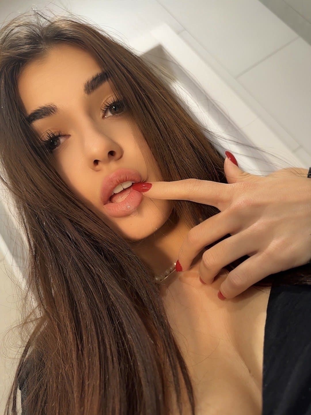 My tits love handbra ?