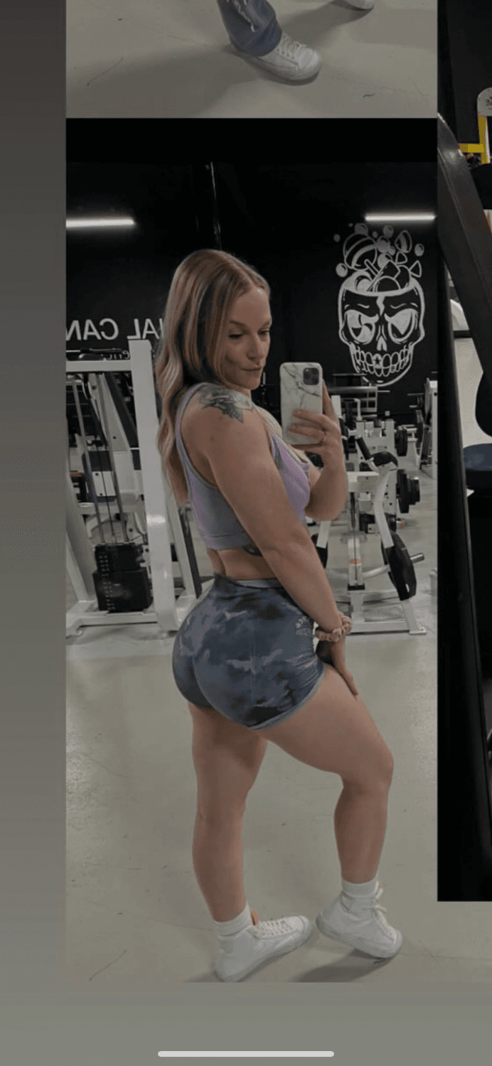 Gym girl let some buff bodybuilder bend her over in locker room. Big ass clapping back on his cock