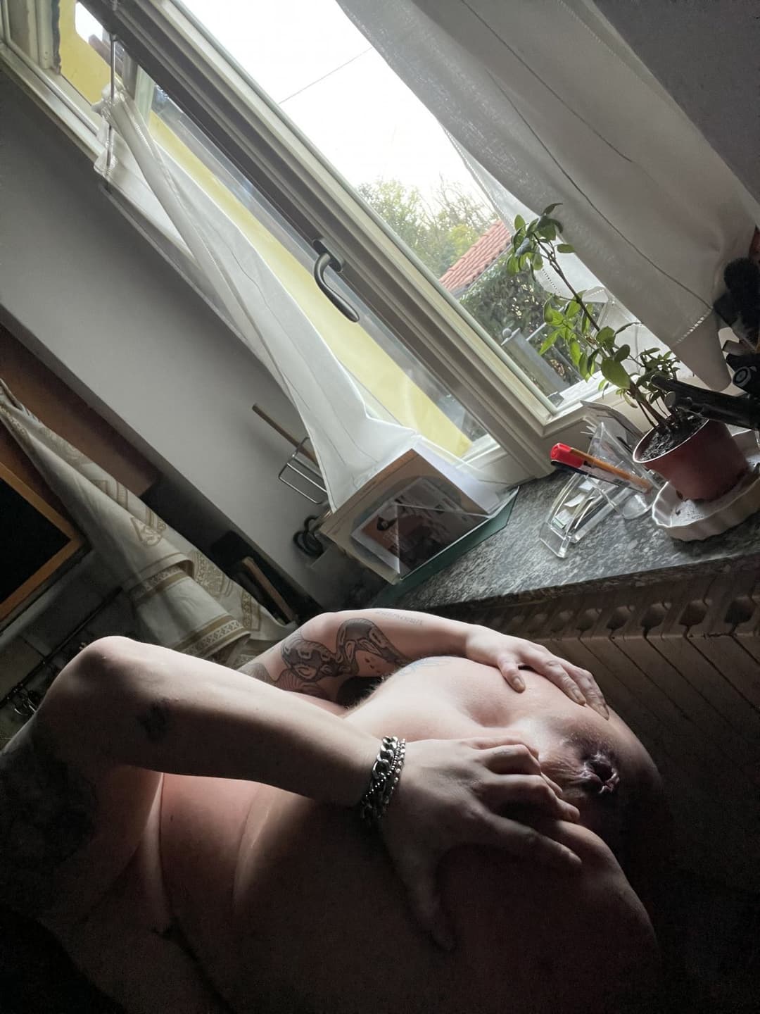 Italian human toilet