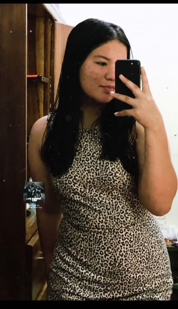 Culo de amigas en bikini por ia creado por ia