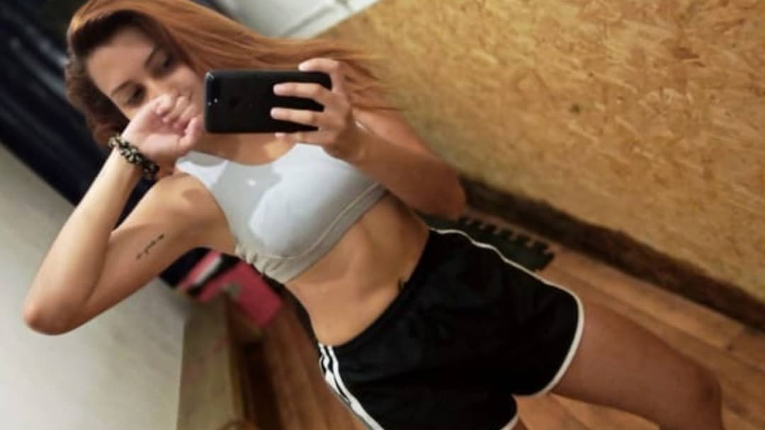 Make a cum party for her