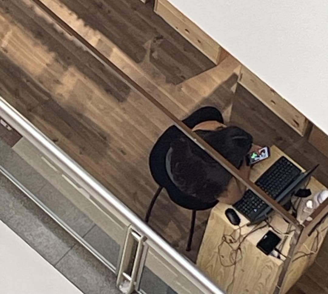 Vendedora Gordinha Gulosa Do Rabetão Gigante