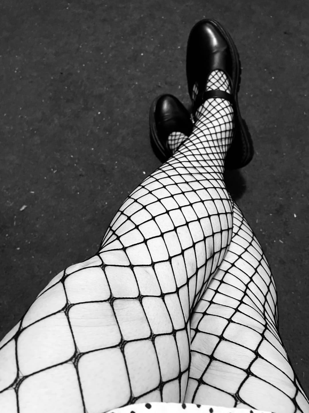 Legs fishnet pantyhose