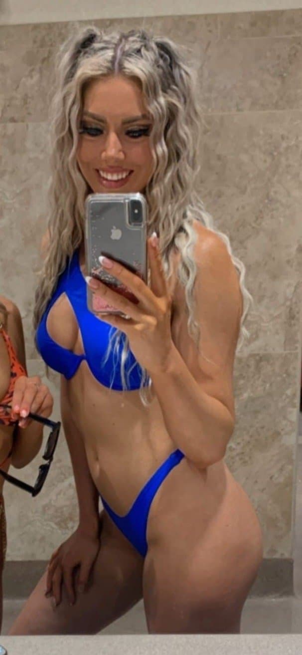 Tight Fitness Slut Laura