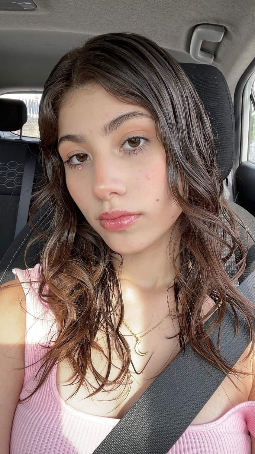 Buenos días ya dedicándole pajas a Dary????❤️