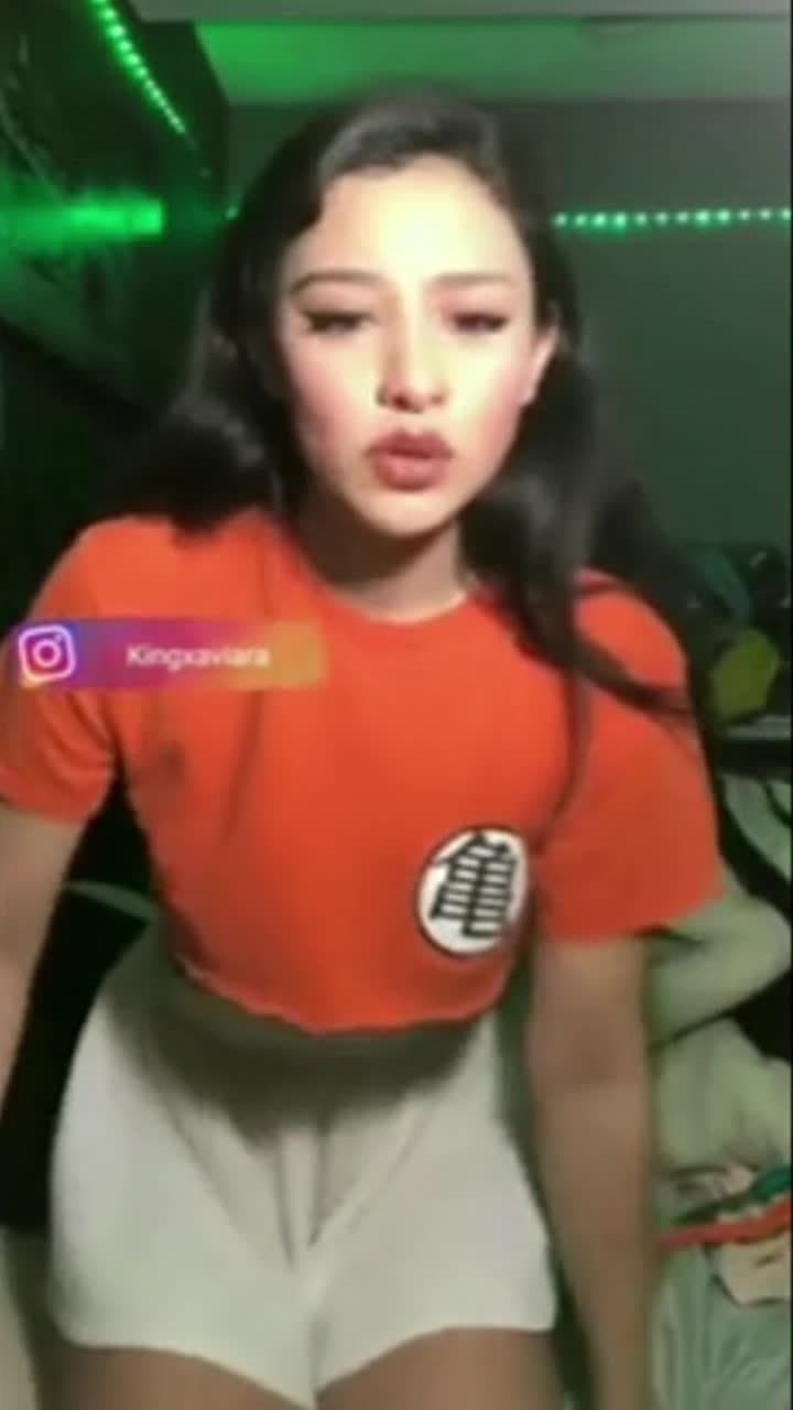 Click to view full size CELEBRITIES Nipple Slip IG Live (Cardi B, Halle Bailey, Megan Thee Stallion...)