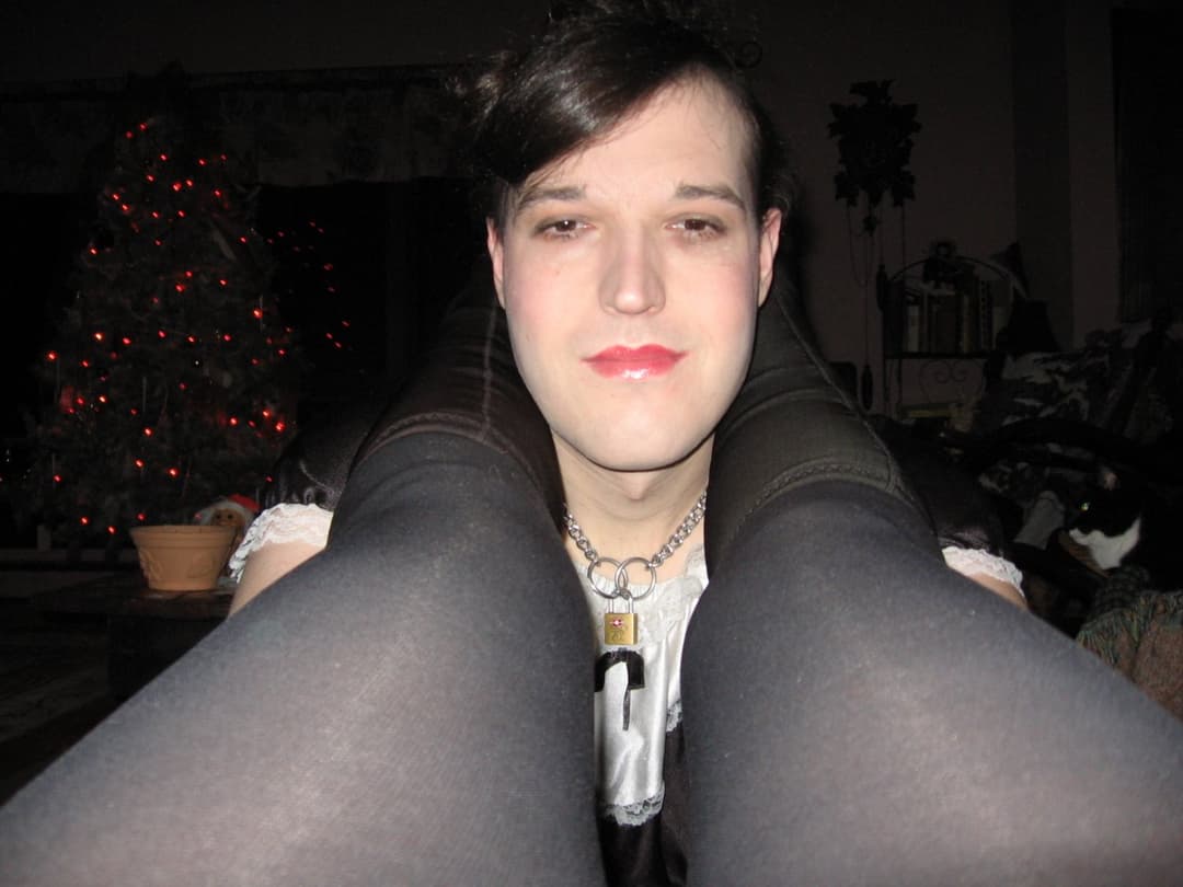 femdom gilf and her sissy xmas