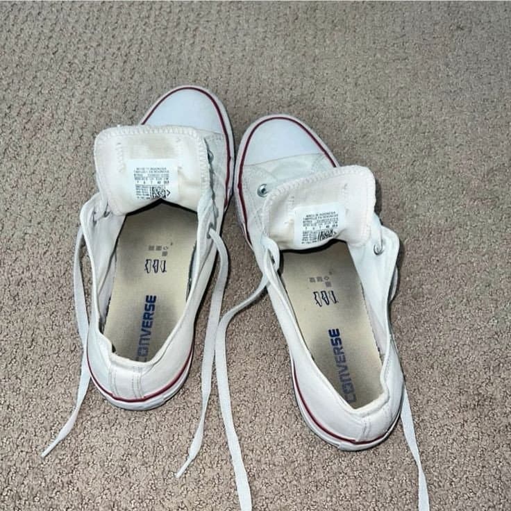 Click to view full size Chinese feet / socks / shoes.