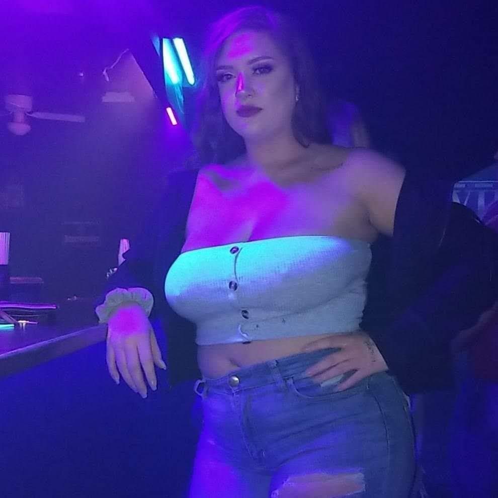 Dese 304s aint the shit they wipe from they ass crack w special guest from M3řcedëz Nina SirenSara