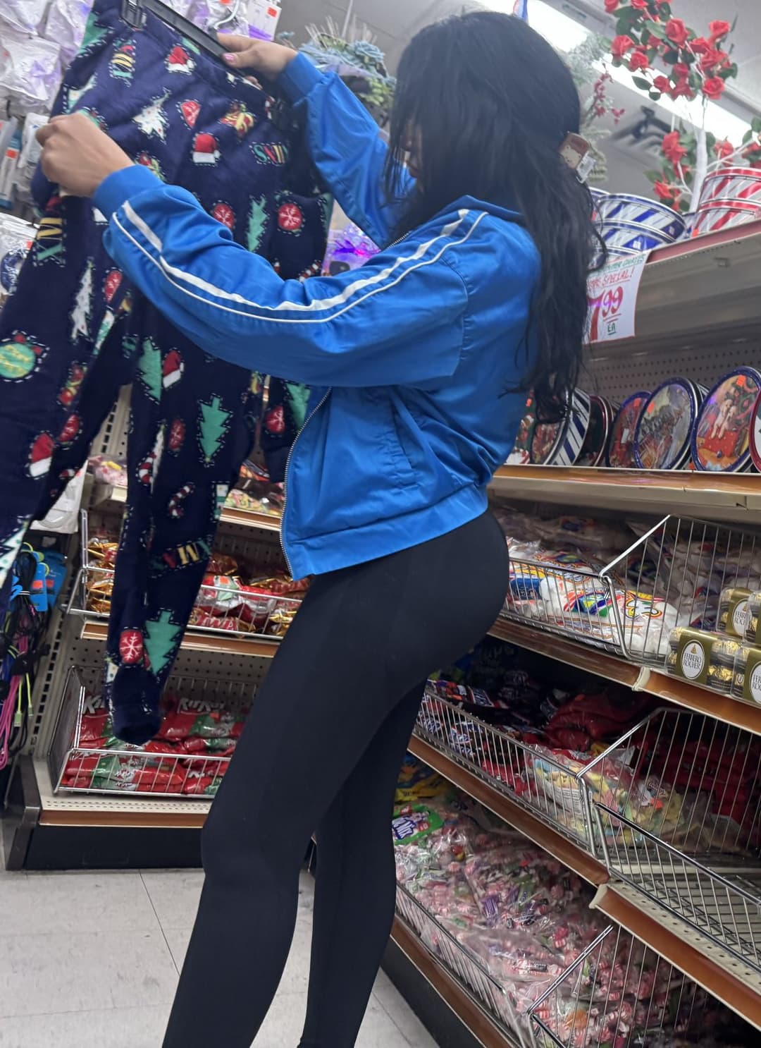 Slim Latina in black tights!