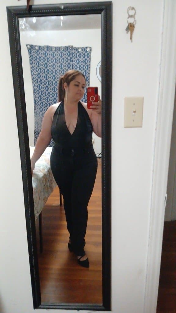 My aunt so sexy fuck wanna fuck her one day when she get super drunk