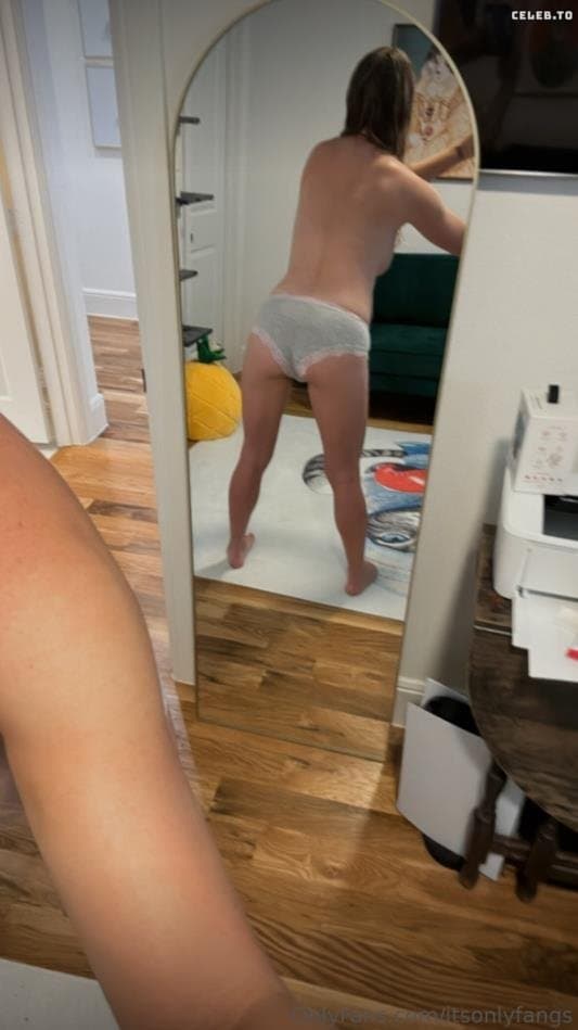 Click to view full size Fangs