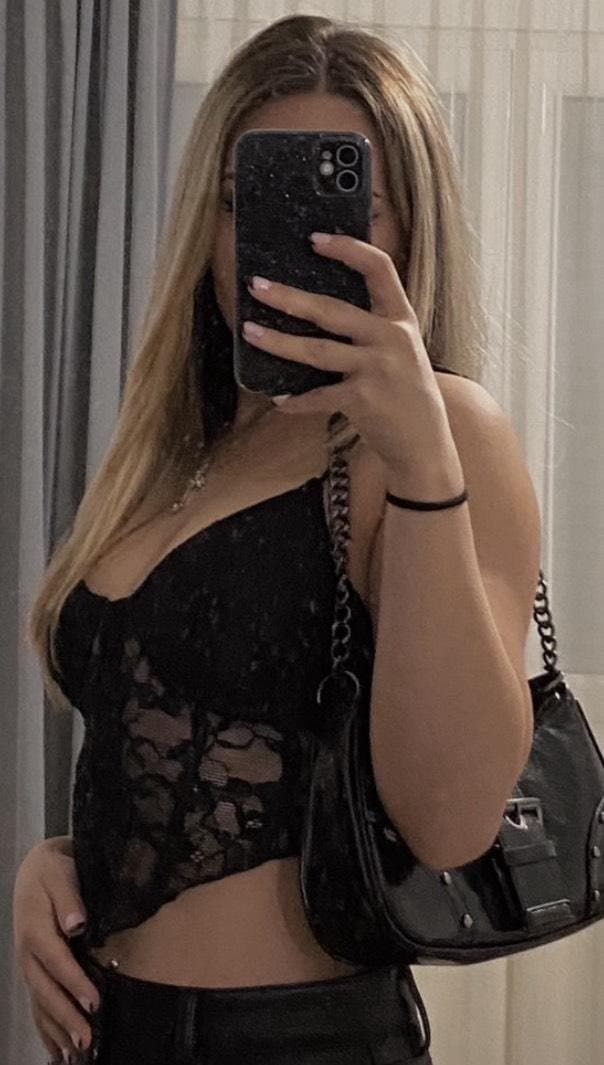 Cum Swallower Elisavet