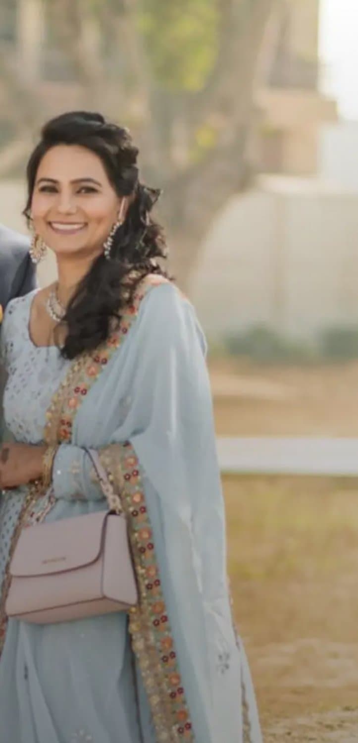 Cheating indian desi wife fucked hard by husbands co worker