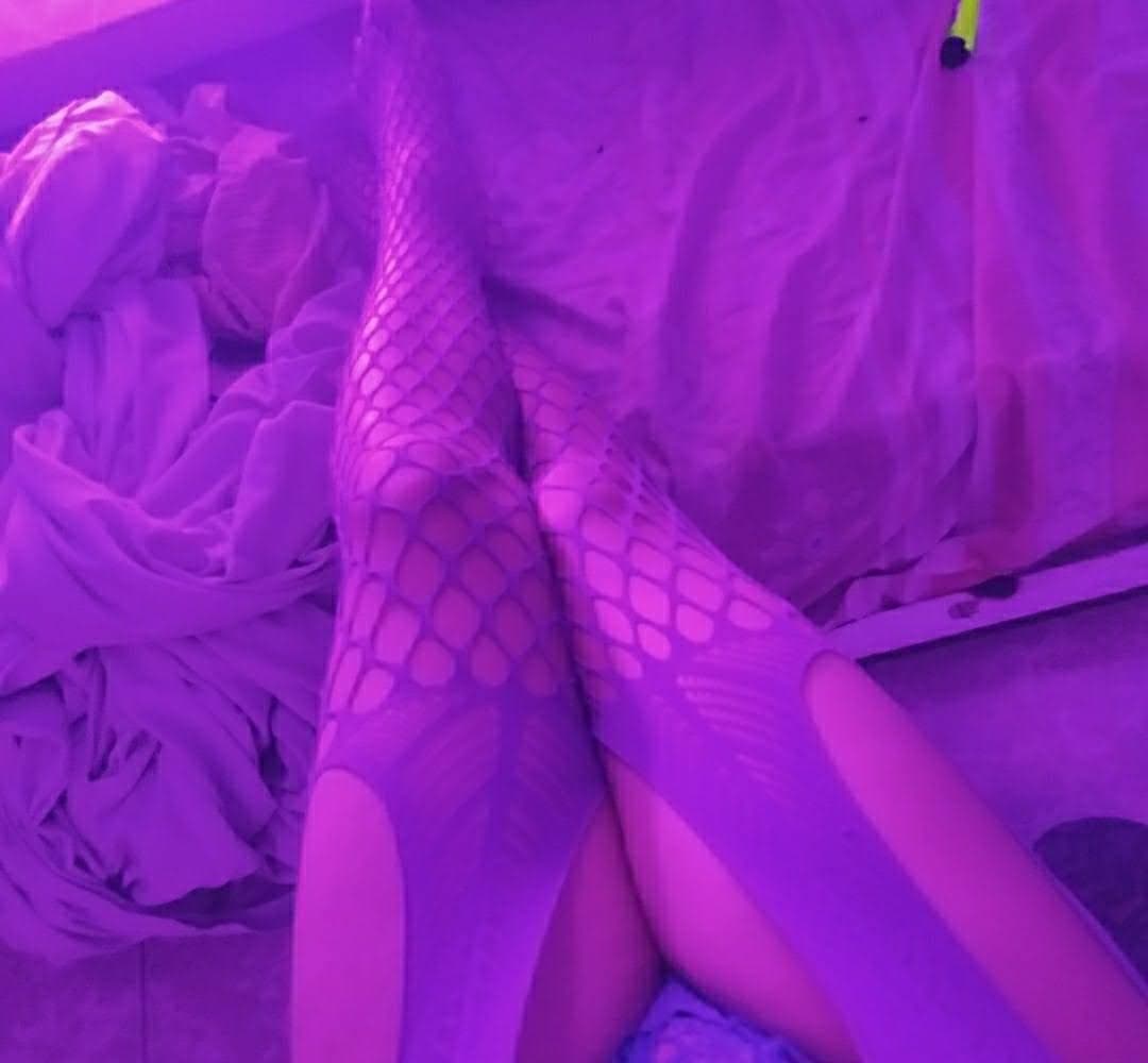 Femboy Tights and Feet