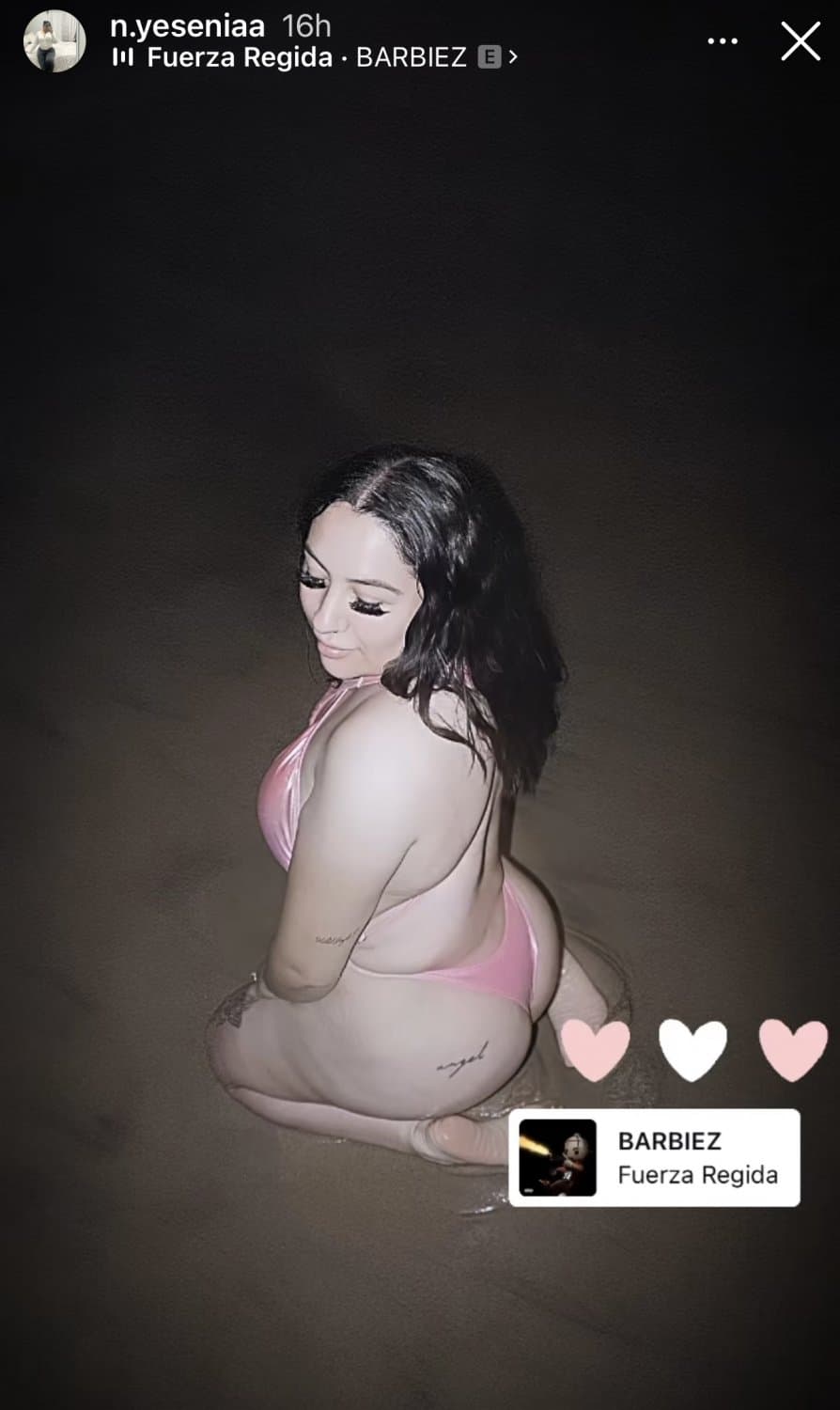 Latina posting bikini and ass pictures. Her @ on pictures