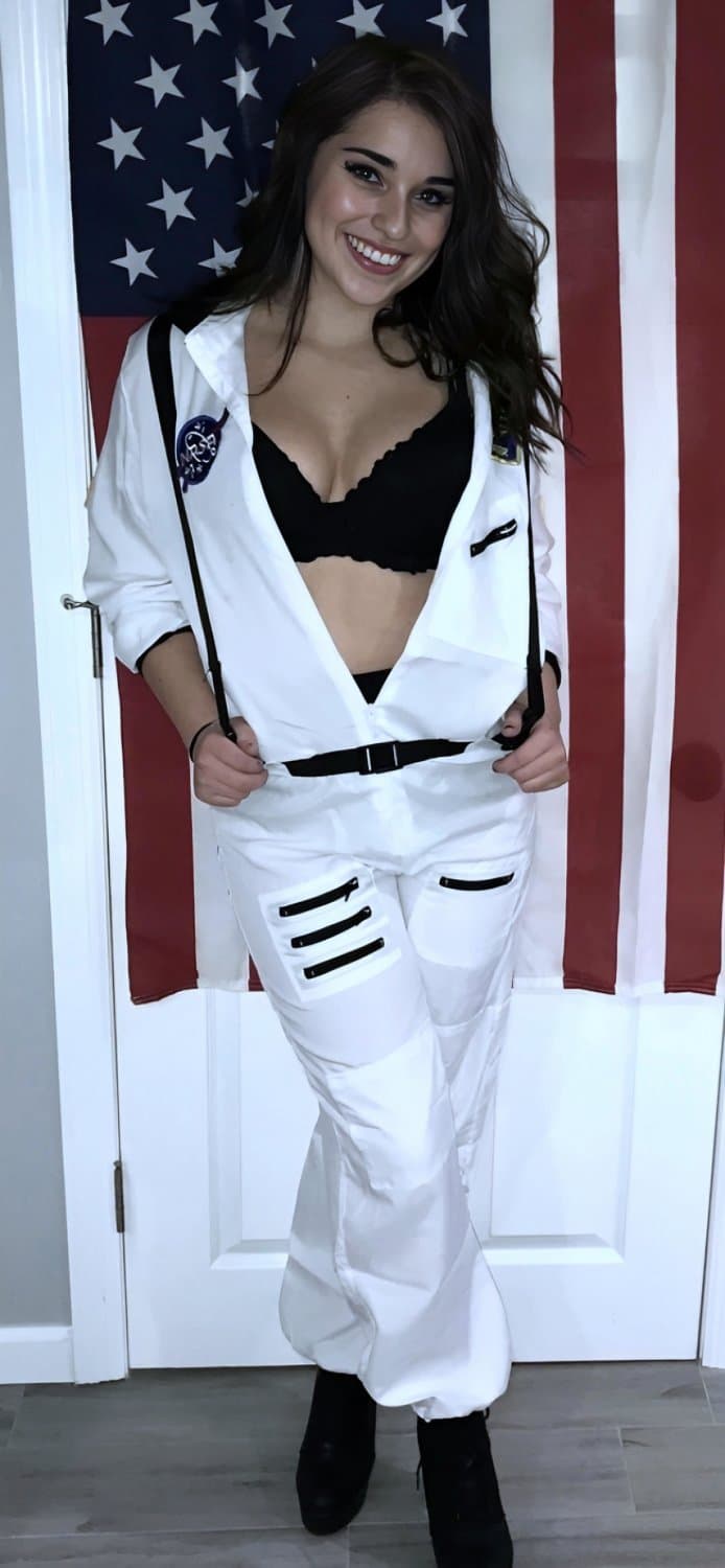 Watch how she jerked me off while her friend filmed