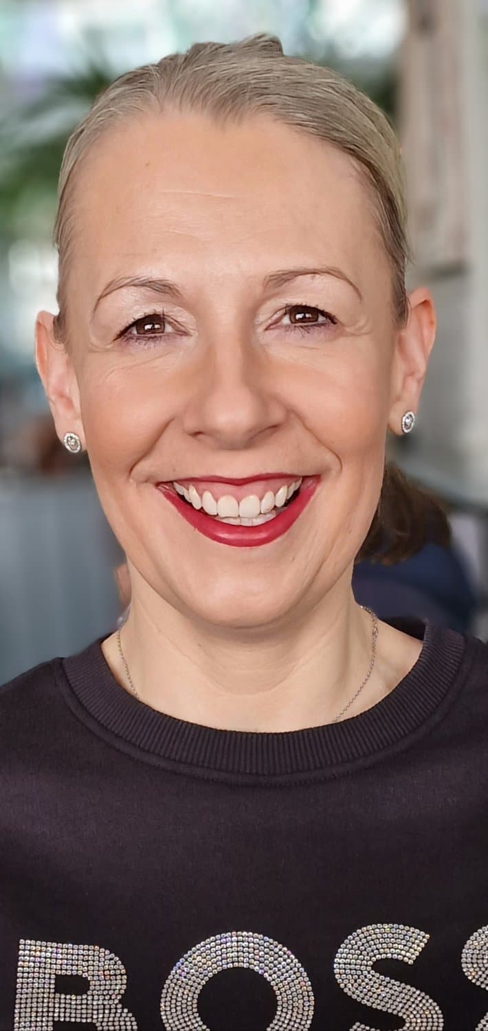 Mature UK Slut Big Saggy Tits