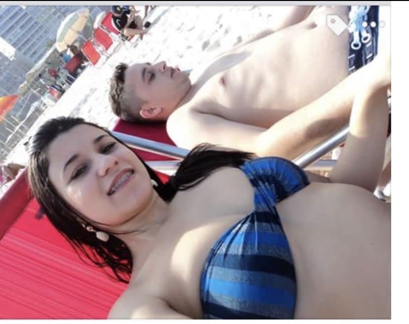 1 M de Views - Namorada dando somente o cu pro corno não desconfiar dela, amigos dele comendo o cu