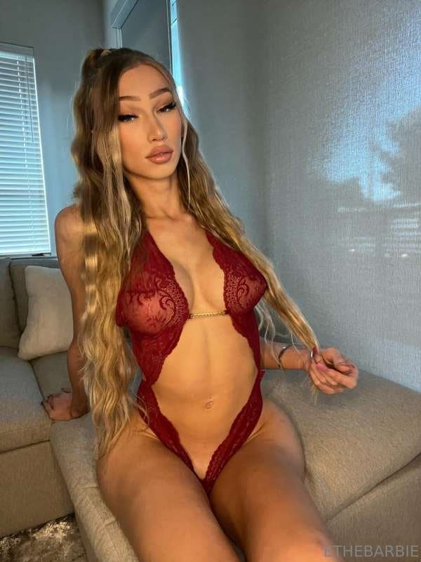 Sexy Blonde Trans Slut