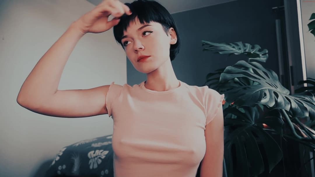 m@d@me @udd - cute short hair petite pixie