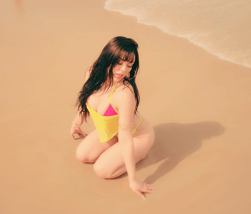 MC Melody ou Bella Angel, qual das duas irmãs gostosinhas que vocês preferem?